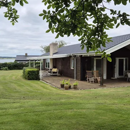 בית נופש Sunsetlodge *